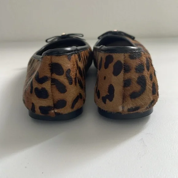 Ted Baker Norha Imitation Leopard Print Bow Pony Hair Ballerina Pump Sz 38 / 7.5 - Picture 5 of 8